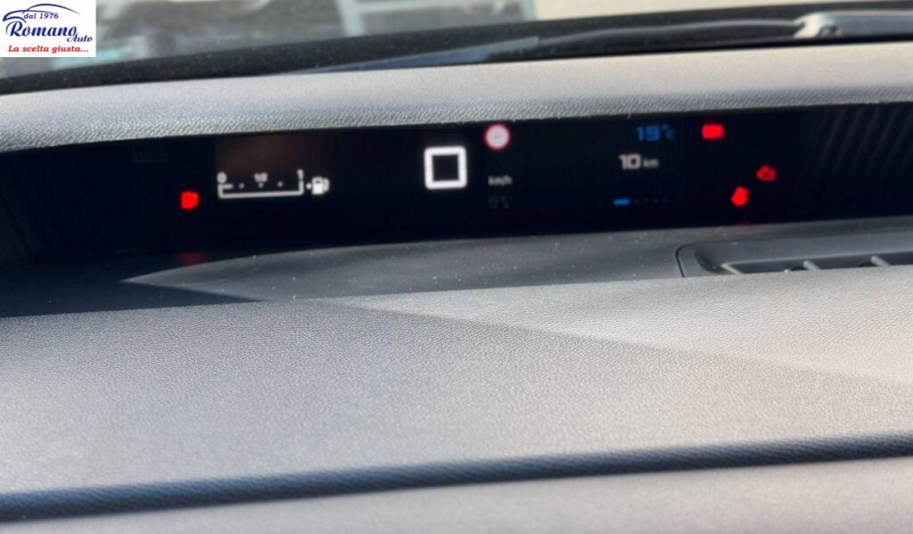 NEW CITROEN - C3 - PureTech 100  Plus#CARPLAY!