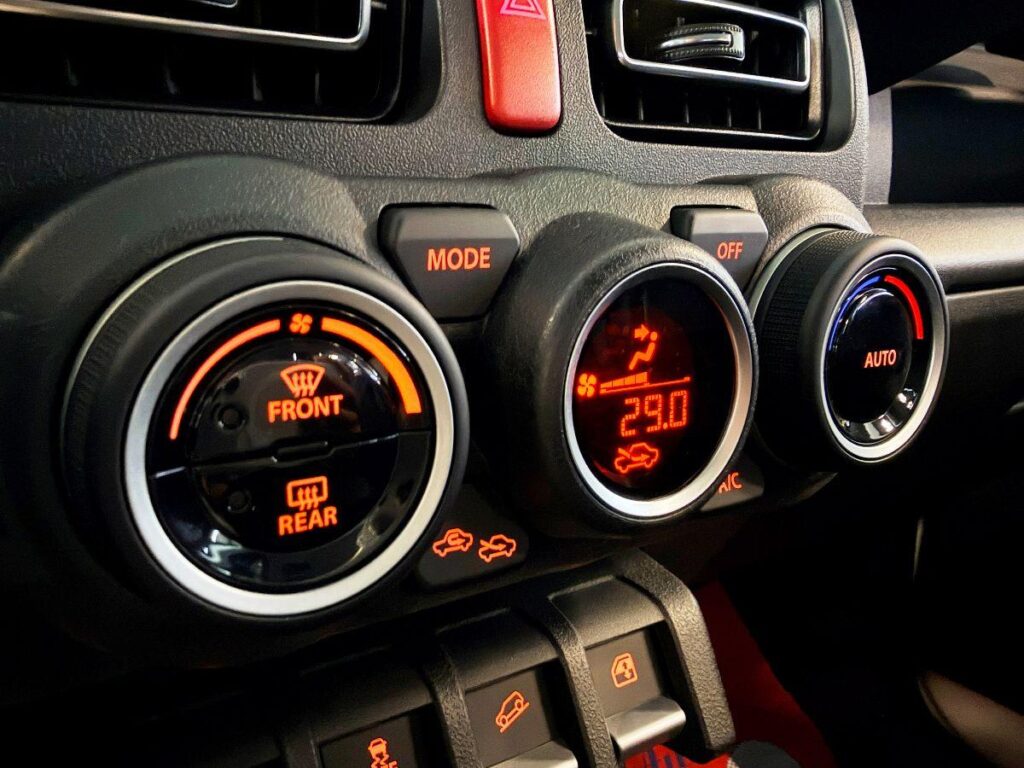 New Suzuki Jimny 1.5 102CV GLX 5P