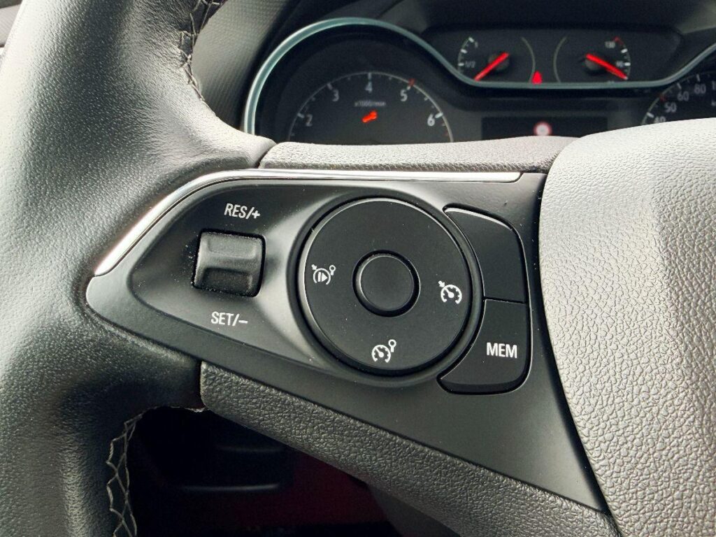 OPEL - Crossland - 1.2 T. 12V 110 CV  Elegance#RETROCAMERA!