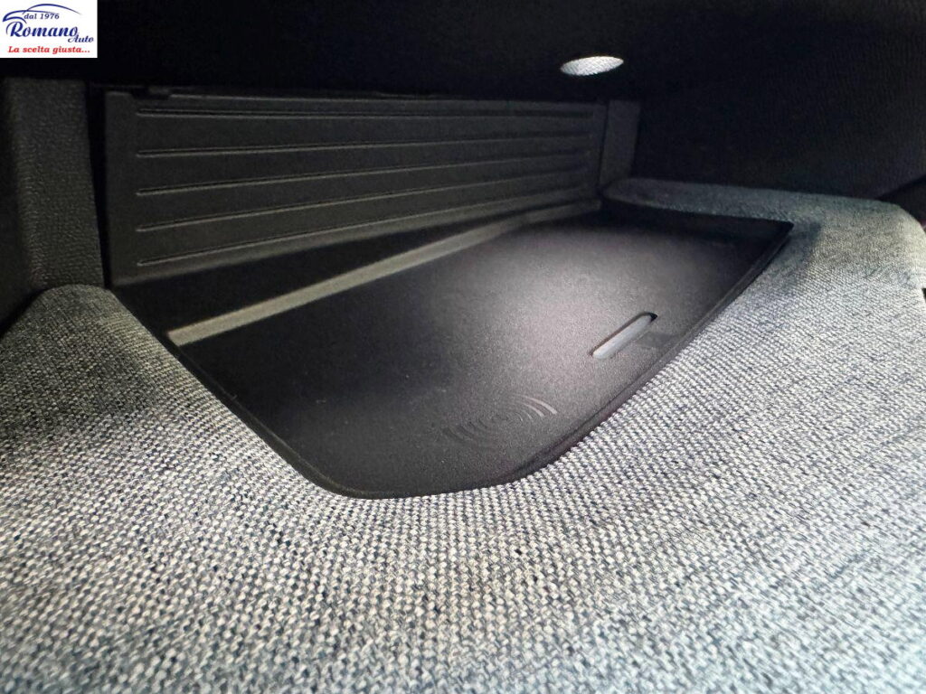 NEW PEUGEOT - 3008  1.2 hybrid GT 136cv e-dcs6#TETTO APRIBILE!PACK VISION!