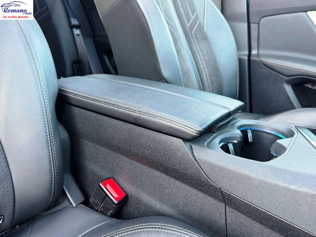 PEUGEOT - 3008  1.5 bluehdi GT Pack 130cv eat8#TETTO APRIBILE!