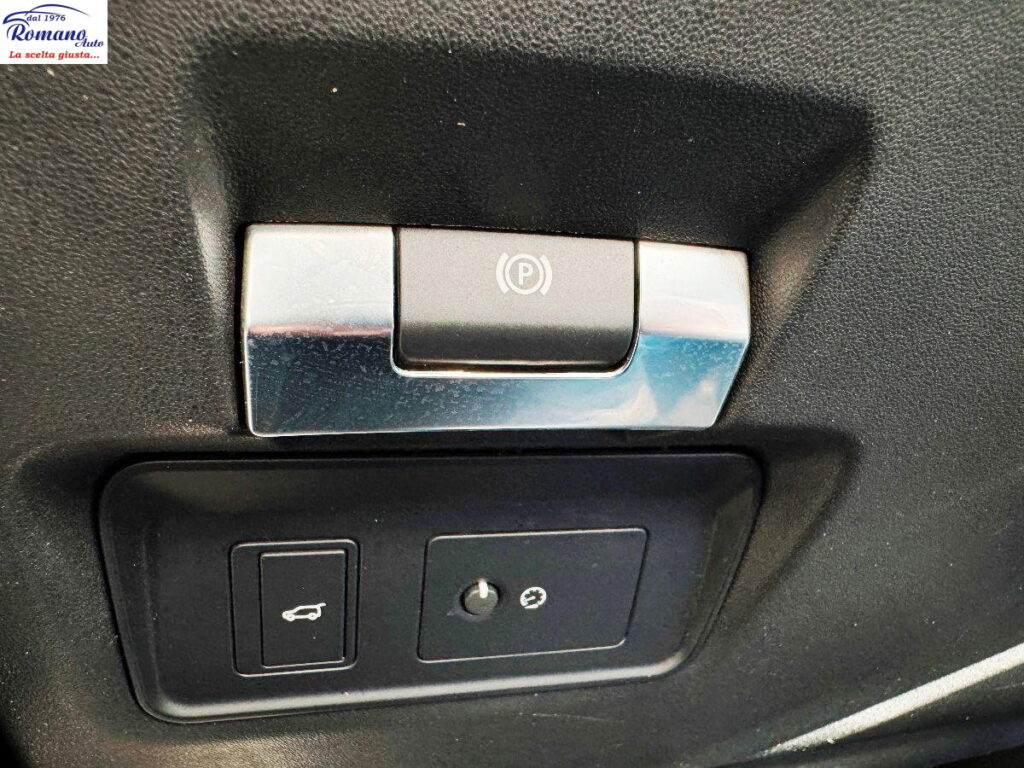 LAND ROVER - Range Rover Evoque 2.0D I4 204 CV AWD Auto R-D.SE#TETTO APRIBILE!