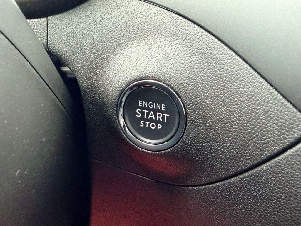 OPEL - Crossland - 1.2 T. 12V 110 CV  Elegance#RETROCAMERA!