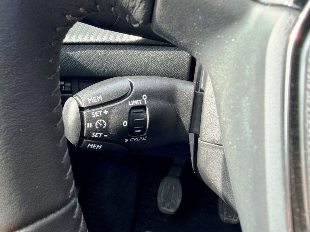 PEUGEOT - 208  1.2 puretech Allure 100cv#RETROCAMERA!