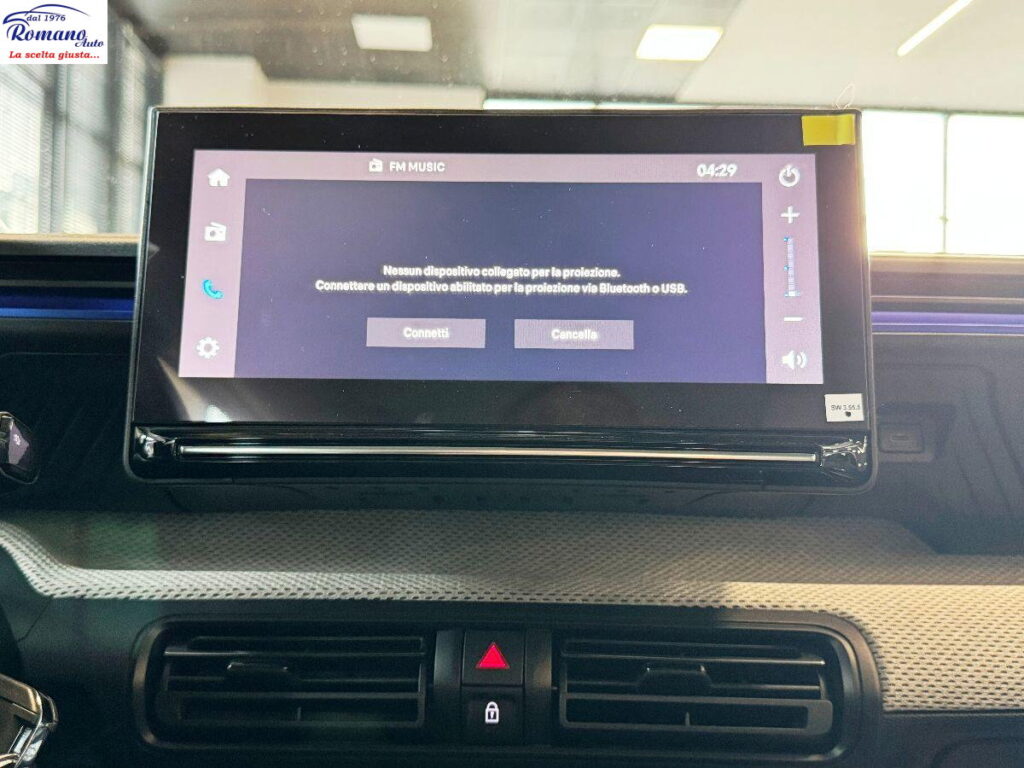 NEW CITROEN - C3 - PureTech 100  Plus#CARPLAY!