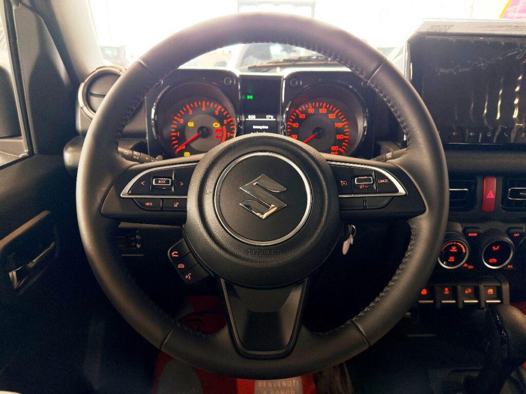 New Suzuki Jimny 1.5 102CV GLX 5P