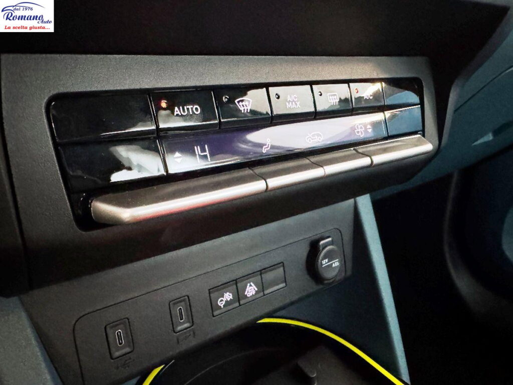 FIAT - Grande Panda - 1.2 Hybrid 110 S&S La Prima