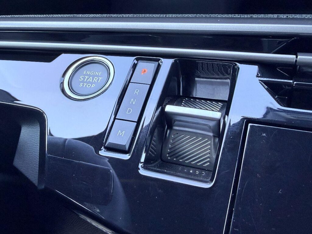 NEW PEUGEOT - 3008  1.2 hybrid Allure 136cv e-dcs6