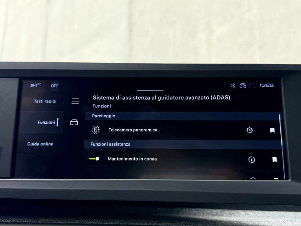 NEW PEUGEOT - 3008  1.2 hybrid Allure 136cv e-dcs6