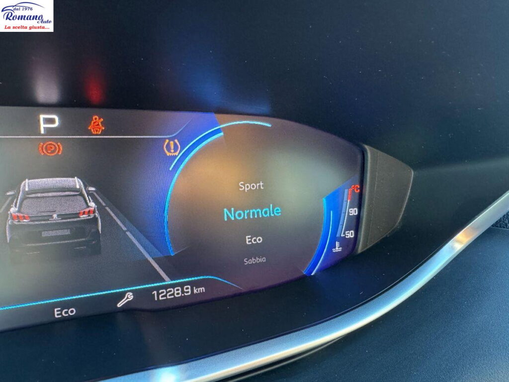 PEUGEOT - 5008  1.5 bluehdi Allure Pack 130cv eat8#7 POSTI!