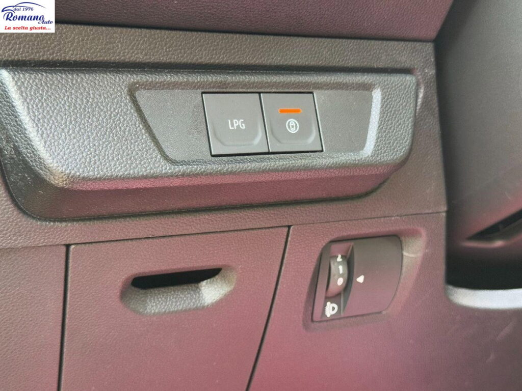 DACIA - Sandero - Stepway 1.0 TCe ECO-G Expression#NAVIGATORE!