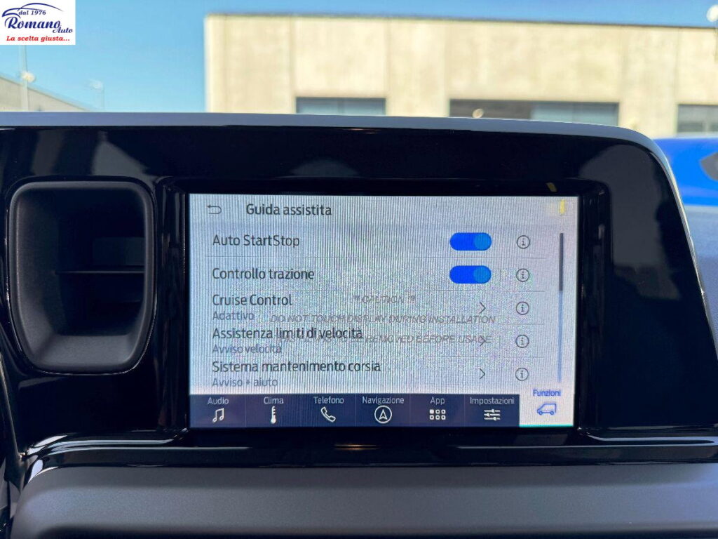 NEW FORD - Tourneo Courier - 1.0 EcoBoost Pow. Tit.#NAVIGATORE!