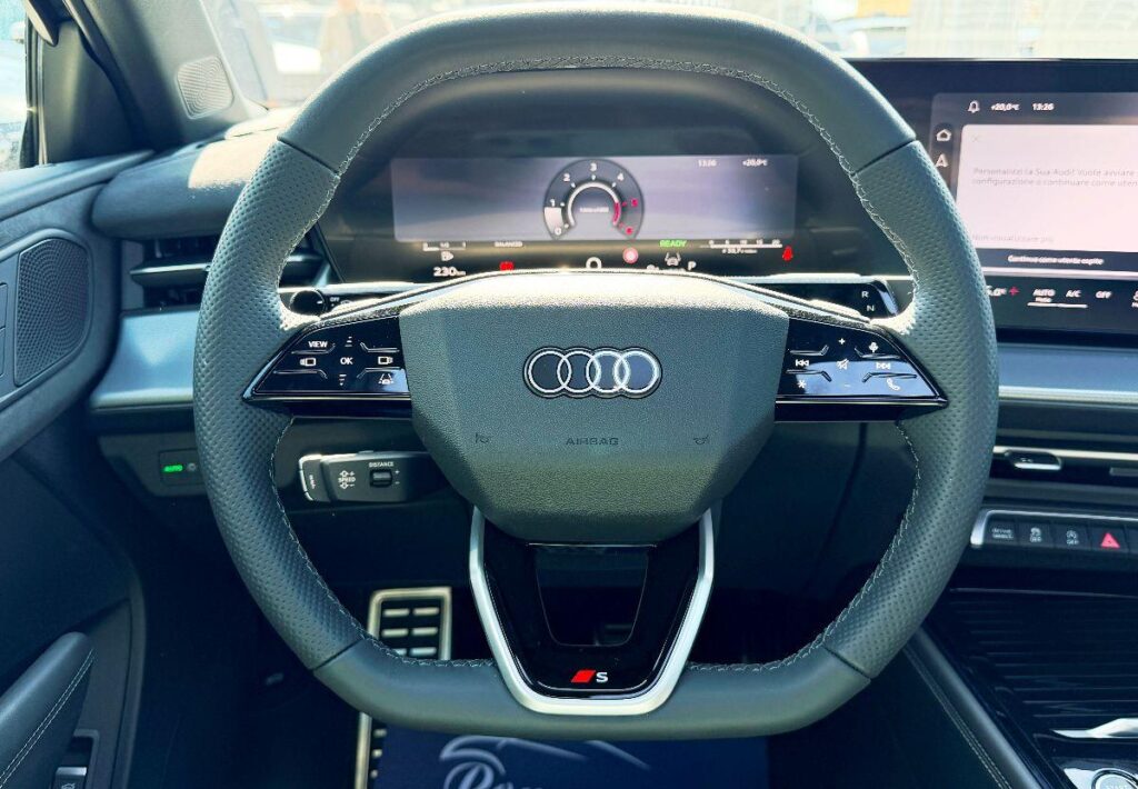 NEW Audi Q3 Sportback 35 2.0Tdi SLINE#TETTO APRIBILE!