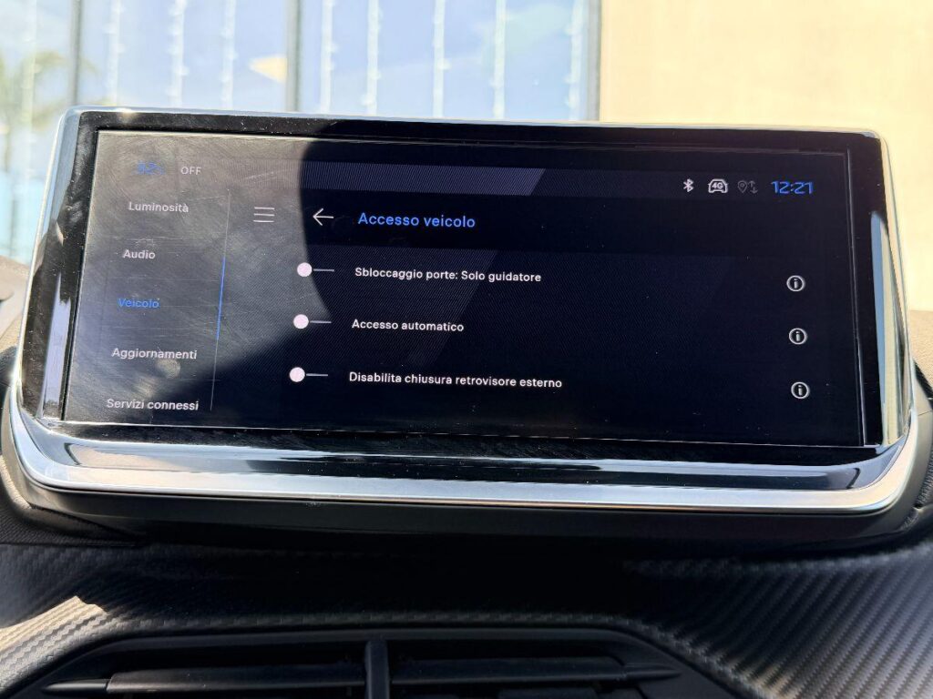 NEW PEUGEOT - 208  1.2 hybrid GT 145cv e-dcs 6#RETROCAMERA!