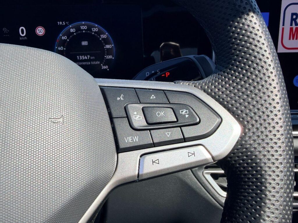 NEW VOLKSWAGEN - Tiguan  2.0 tdi R-Line 150cv dsg#FARI LED MATRIX!