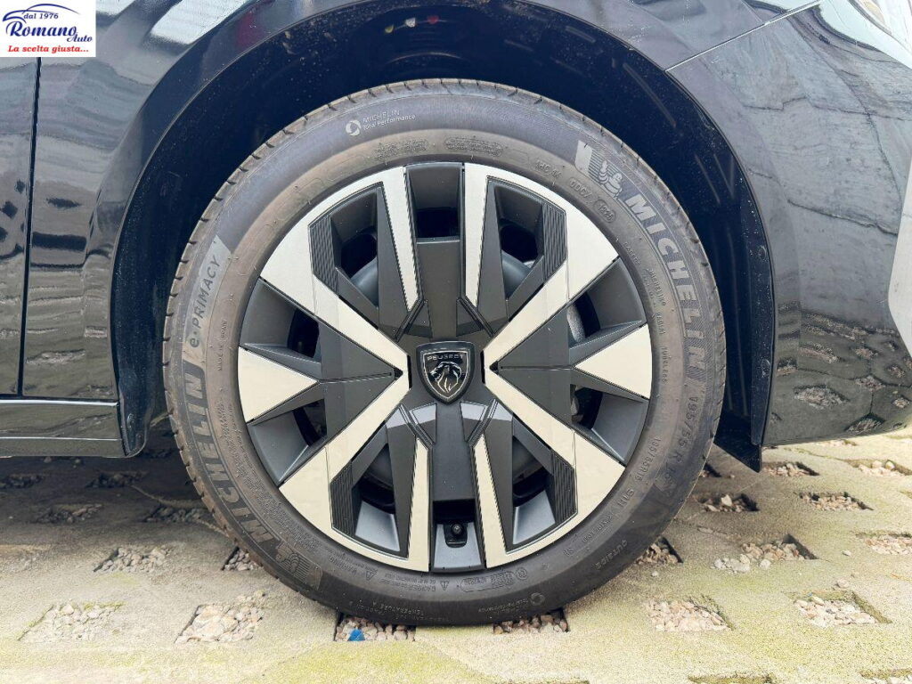 NEW Peugeot 208 1.2 Hybrid 110cv e-DCS6 Style#2 ANNI GARANZIA PEUGEO!