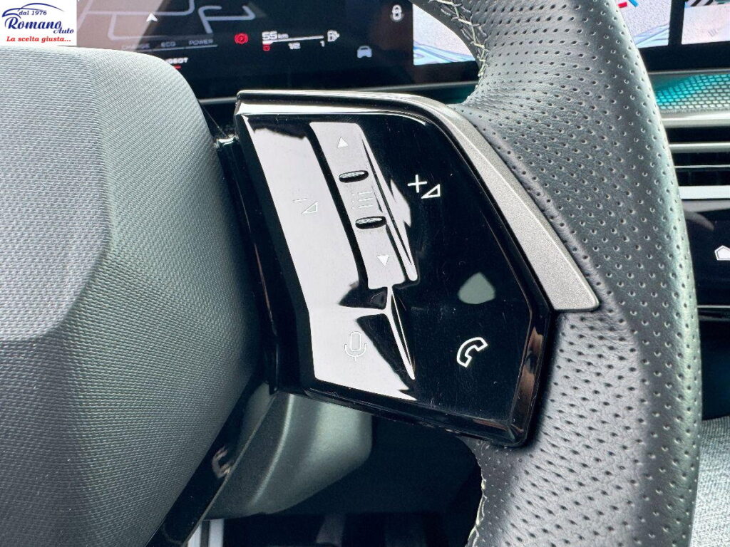 NEW PEUGEOT - 3008  1.2 hybrid GT 136cv e-dcs6