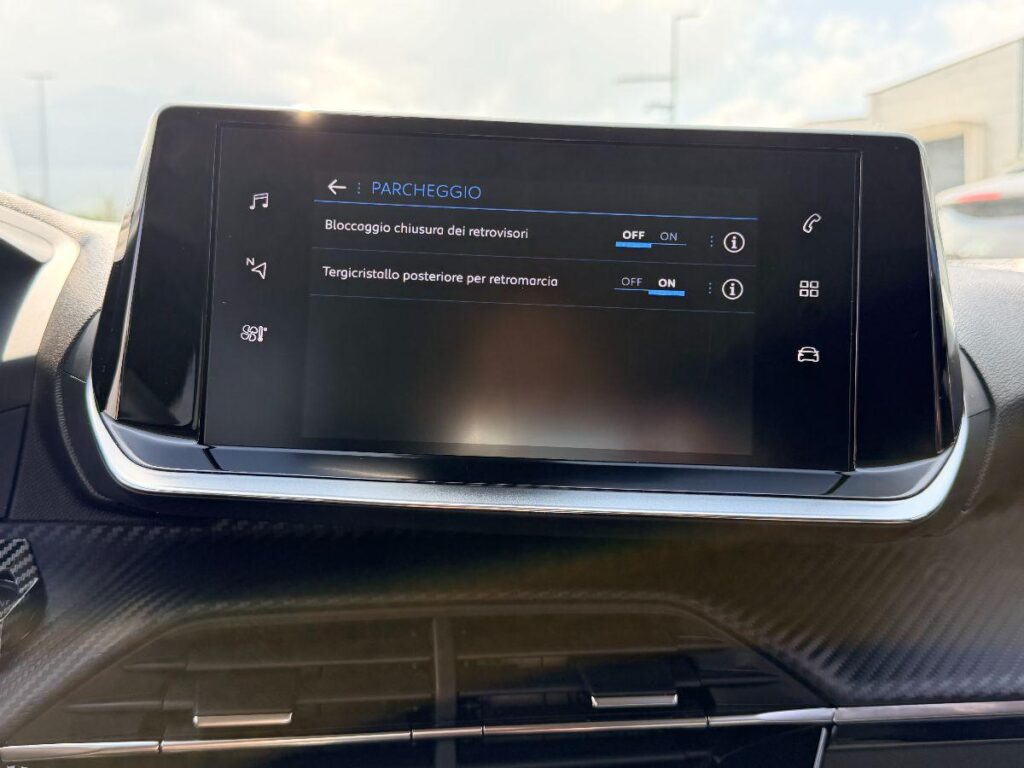 PEUGEOT - 2008  1.5 bluehdi Allure Pack 130cv eat8#VIRTUAL COCKPIT!