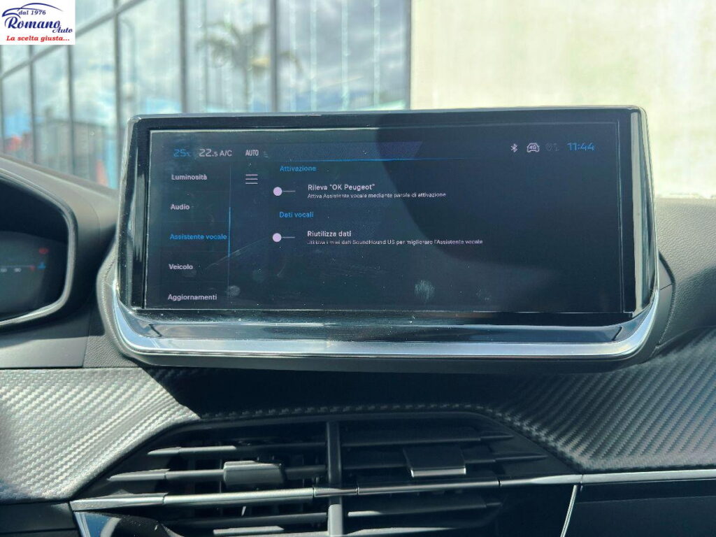 NEW PEUGEOT - 2008  1.5 bluehdi Allure 130 eat8#RETROCAMERA!