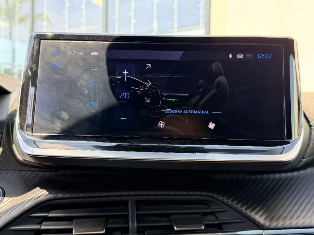 NEW PEUGEOT - 208  1.2 hybrid GT 145cv e-dcs 6#RETROCAMERA!