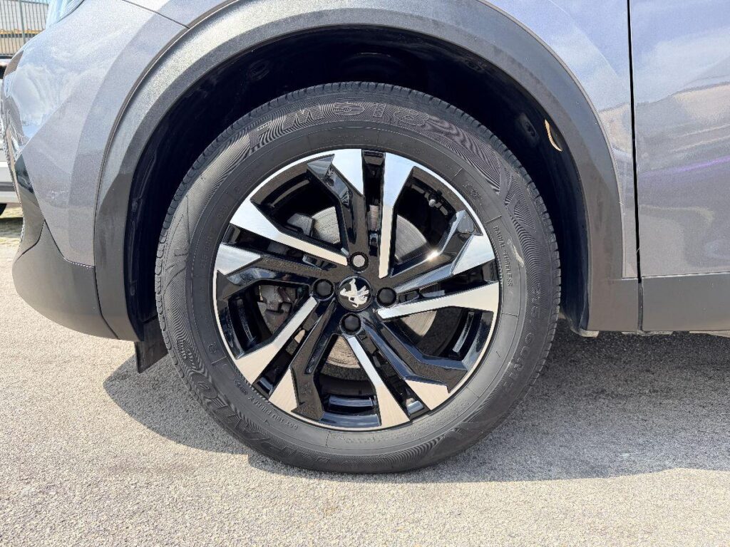 PEUGEOT - 2008  1.5 bluehdi Allure Pack 130cv eat8#VIRTUAL COCKPIT!