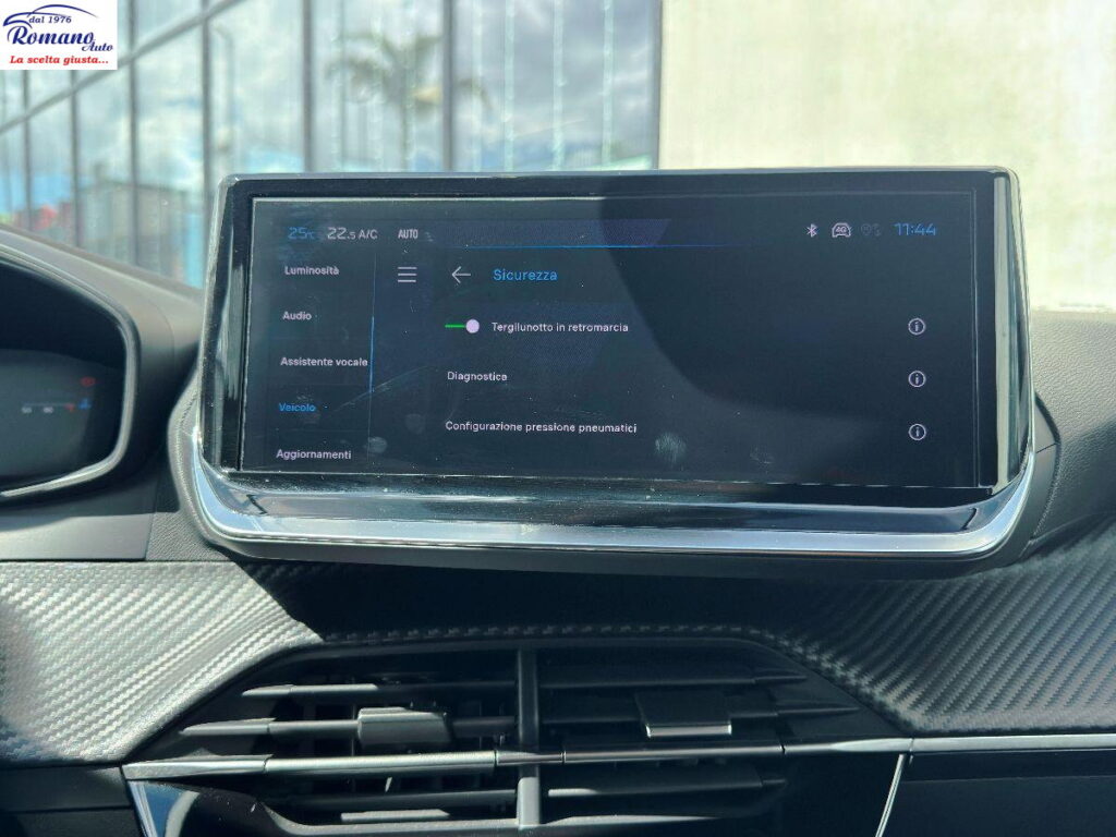 NEW PEUGEOT - 2008  1.5 bluehdi Allure 130 eat8#RETROCAMERA!