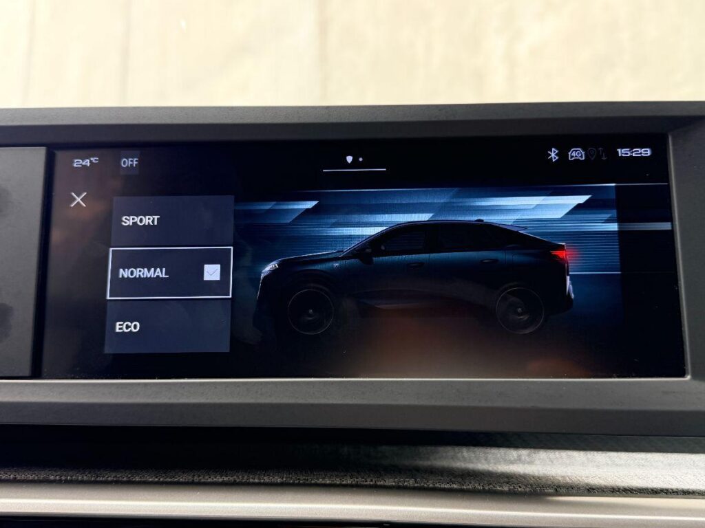 NEW PEUGEOT - 3008  1.2 hybrid Allure 136cv e-dcs6