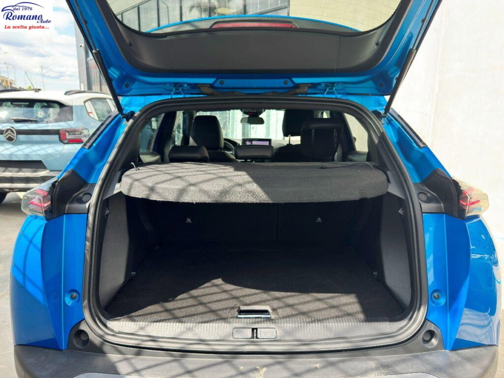 NEW PEUGEOT - 2008  1.5 bluehdi Allure 130 eat8#RETROCAMERA!