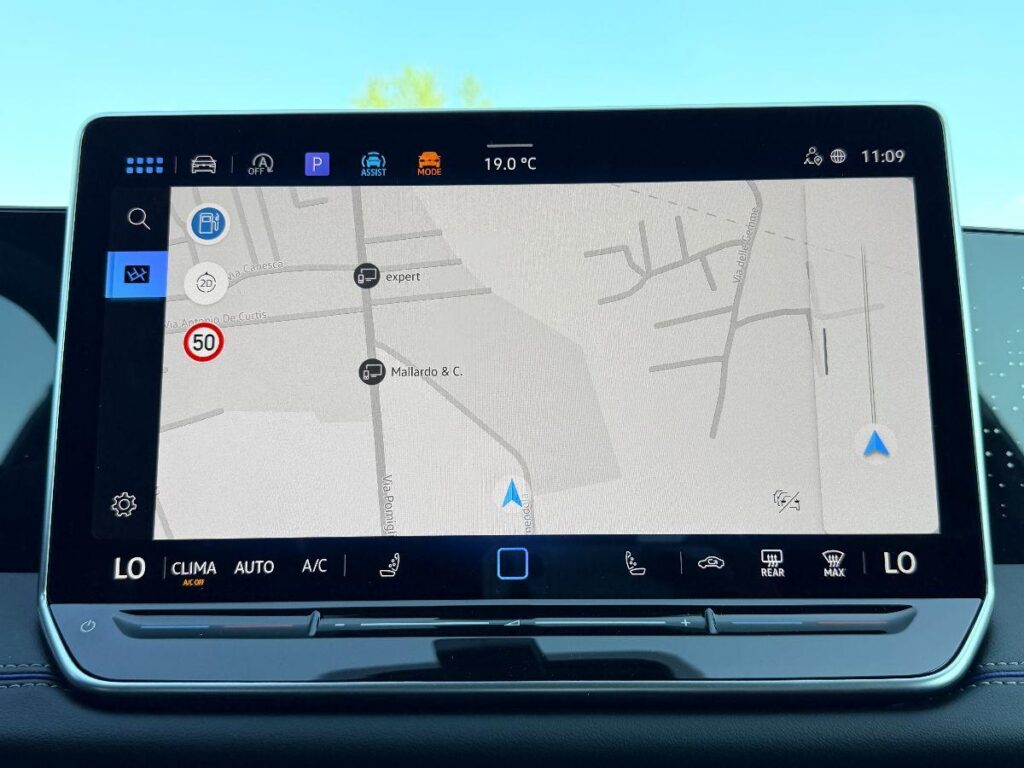 NEW VOLKSWAGEN - Tiguan  2.0 tdi R-Line 150cv dsg#FARI LED MATRIX!