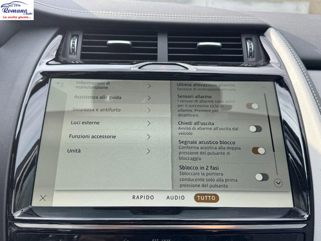 NEW JAGUAR - E-pace  2.0d i4 mhev R-Dynamic S awd 163cv auto#TETTO PANORAMICO!