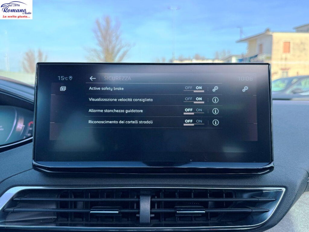 PEUGEOT - 3008  1.5 bluehdi GT Pack 130cv eat8#TETTO APRIBILE!