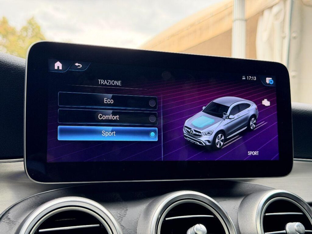 MERCEDES -GLC - 200 d 4Matic AMG Line Premium#TETTO APRIBILE