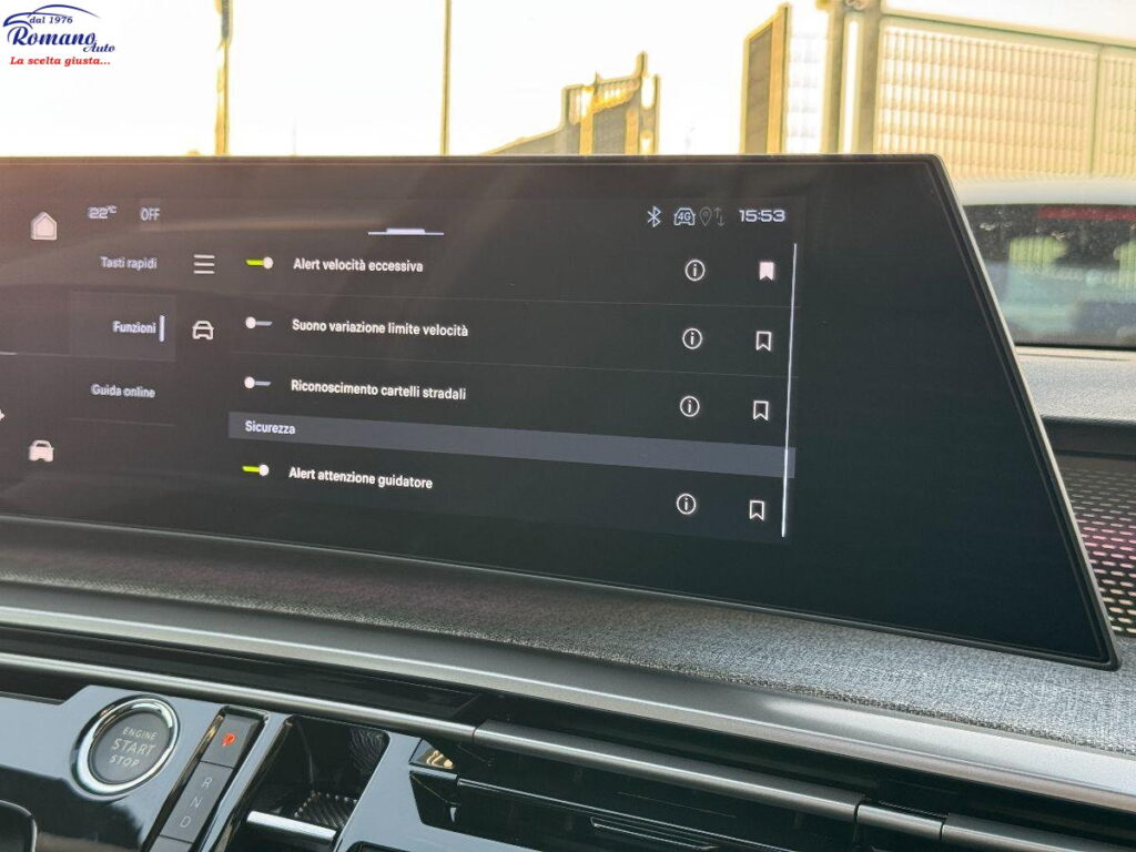 NEW PEUGEOT - 3008  1.2 hybrid GT 136cv e-dcs6#TETTO APRIBILE!PACK VISION!