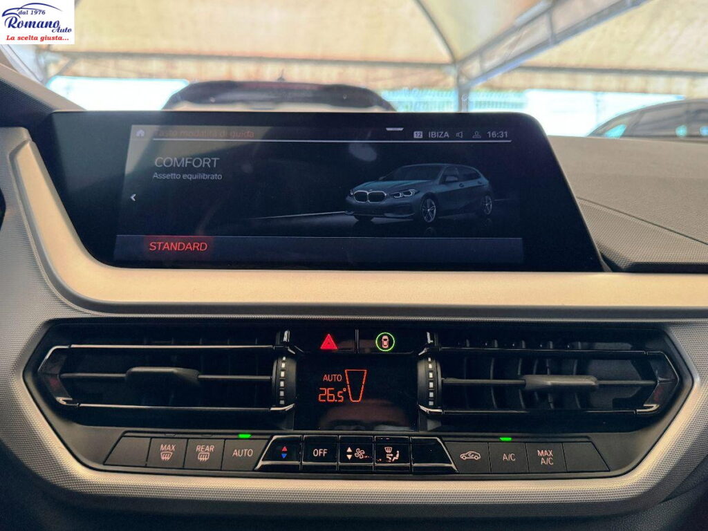 BMW - Serie 1 - 118d 5p. Business Advantage#VIRTUAL COCKPIT!|