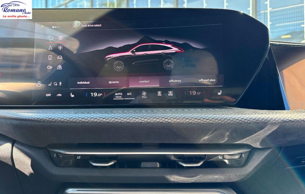 NEW Audi Q5 Sportaback 2.0 tdi mhev+ S line edition quattro#TETTO APRIBILE!