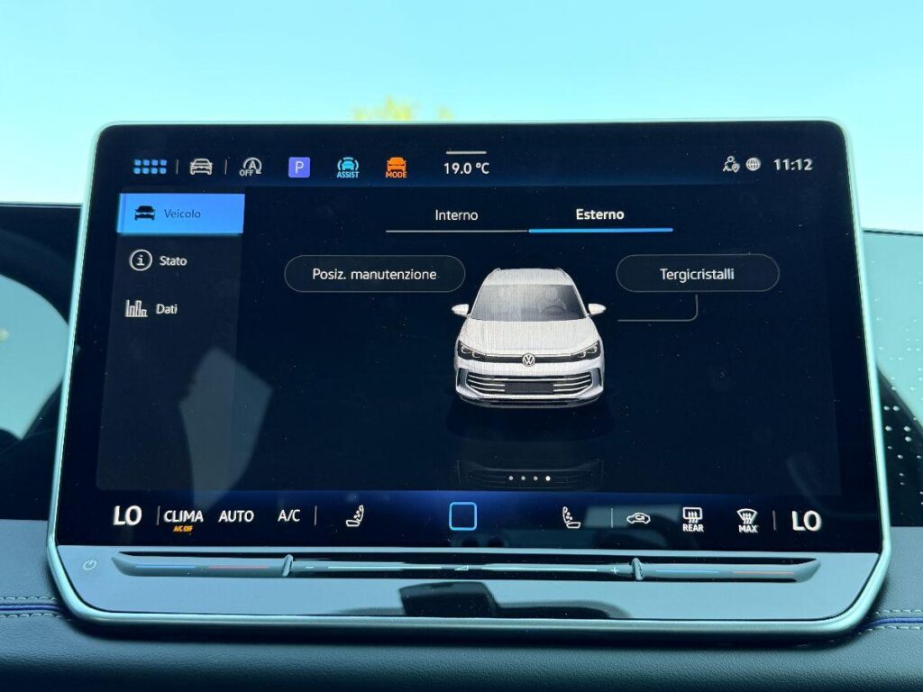 NEW VOLKSWAGEN - Tiguan  2.0 tdi R-Line 150cv dsg#FARI LED MATRIX!