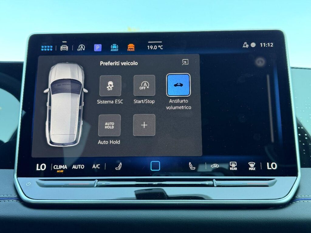 NEW VOLKSWAGEN - Tiguan  2.0 tdi R-Line 150cv dsg#FARI LED MATRIX!