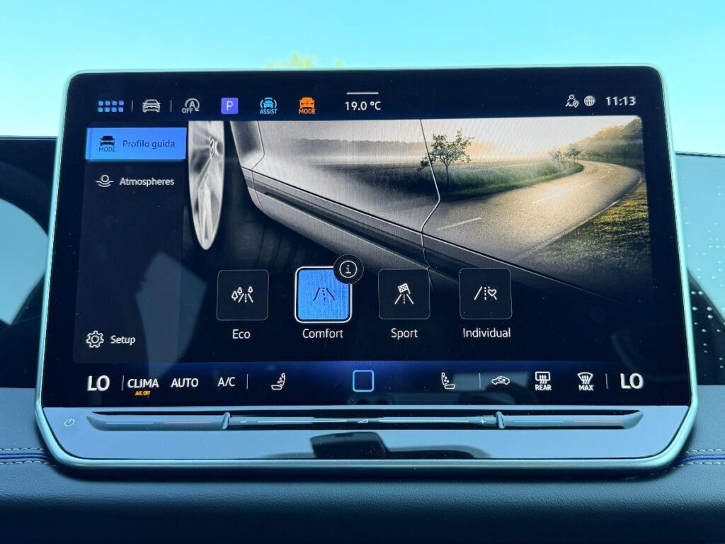 NEW VOLKSWAGEN - Tiguan  2.0 tdi R-Line 150cv dsg#FARI LED MATRIX!