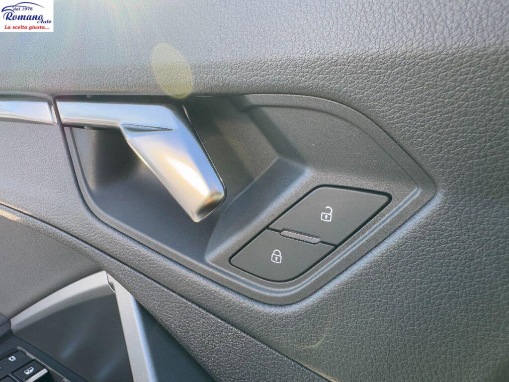 AUDI - RS Q3 RS Q3 2.5 quattro s-tronic#TETTO APRIBILE!