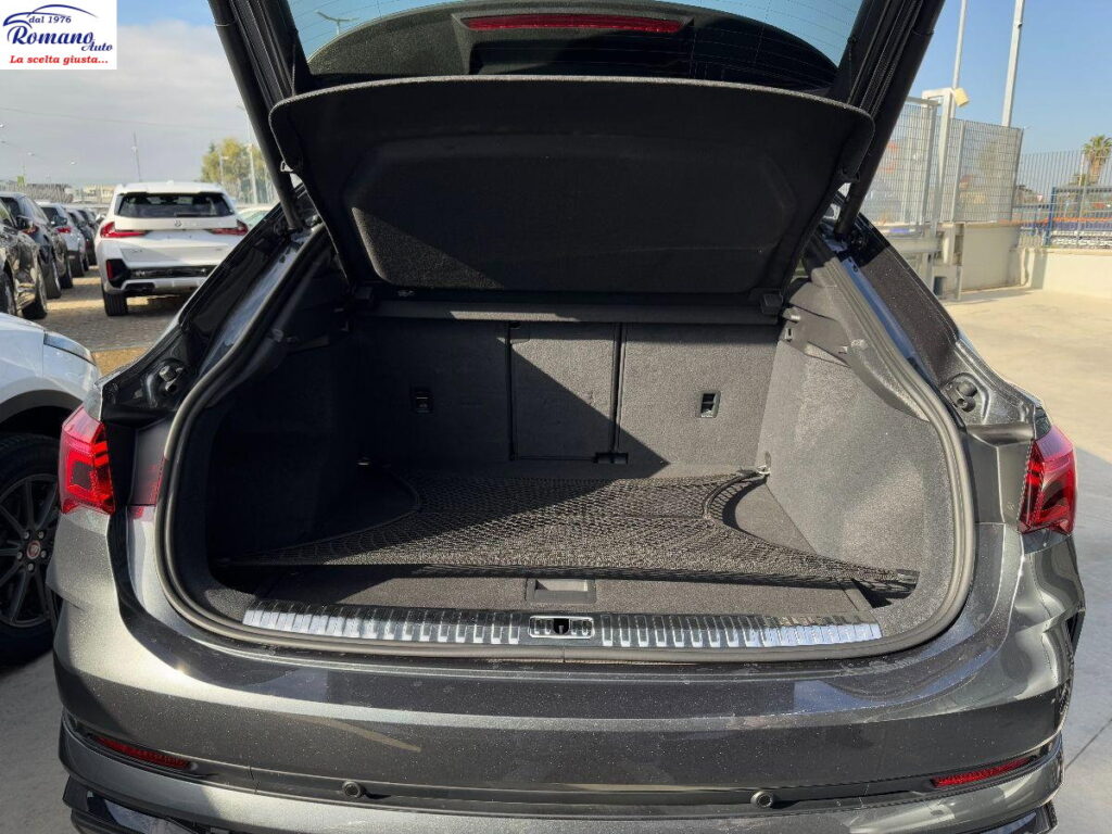 AUDI - RS Q3 RS Q3 2.5 quattro s-tronic#TETTO APRIBILE!